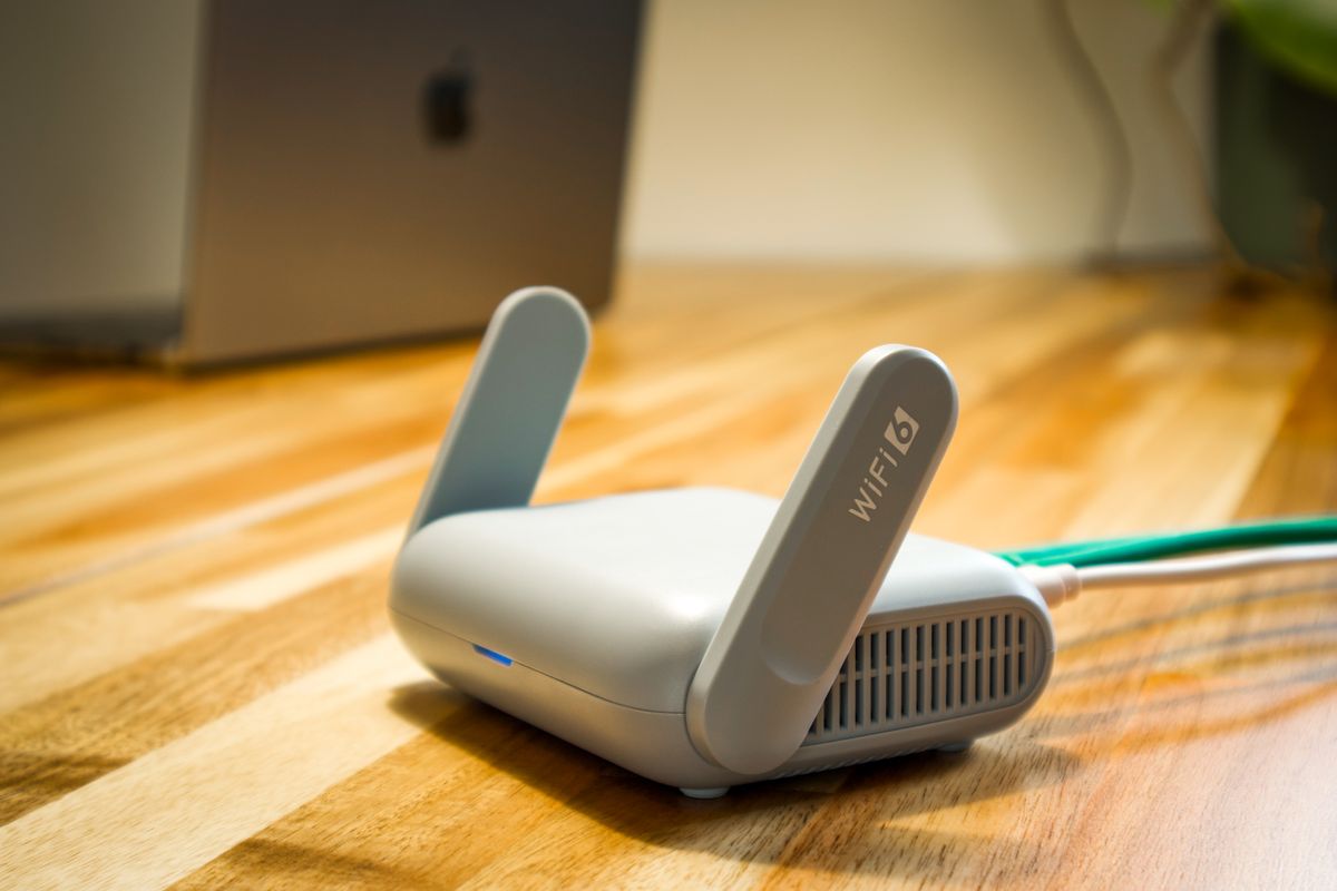 在宅ワークで使う光回線とWi-Fiルーター