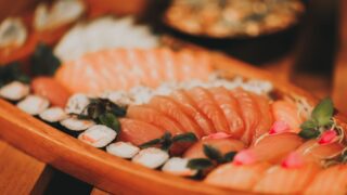 ふるさと納税 食品返礼品比較｜ホタテ・シャインマスカット・お米・あまおう