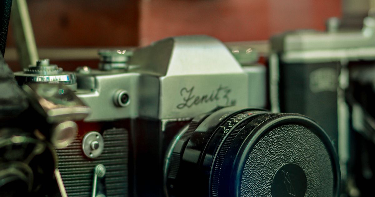 査定に出すフィルムカメラ