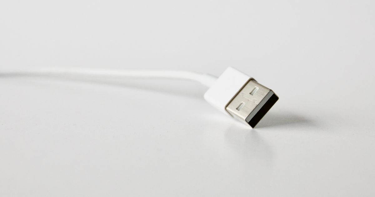 USBケーブルの端子