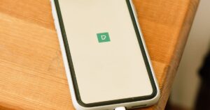 スマートフォンの充電・モバイル通信のイメージ