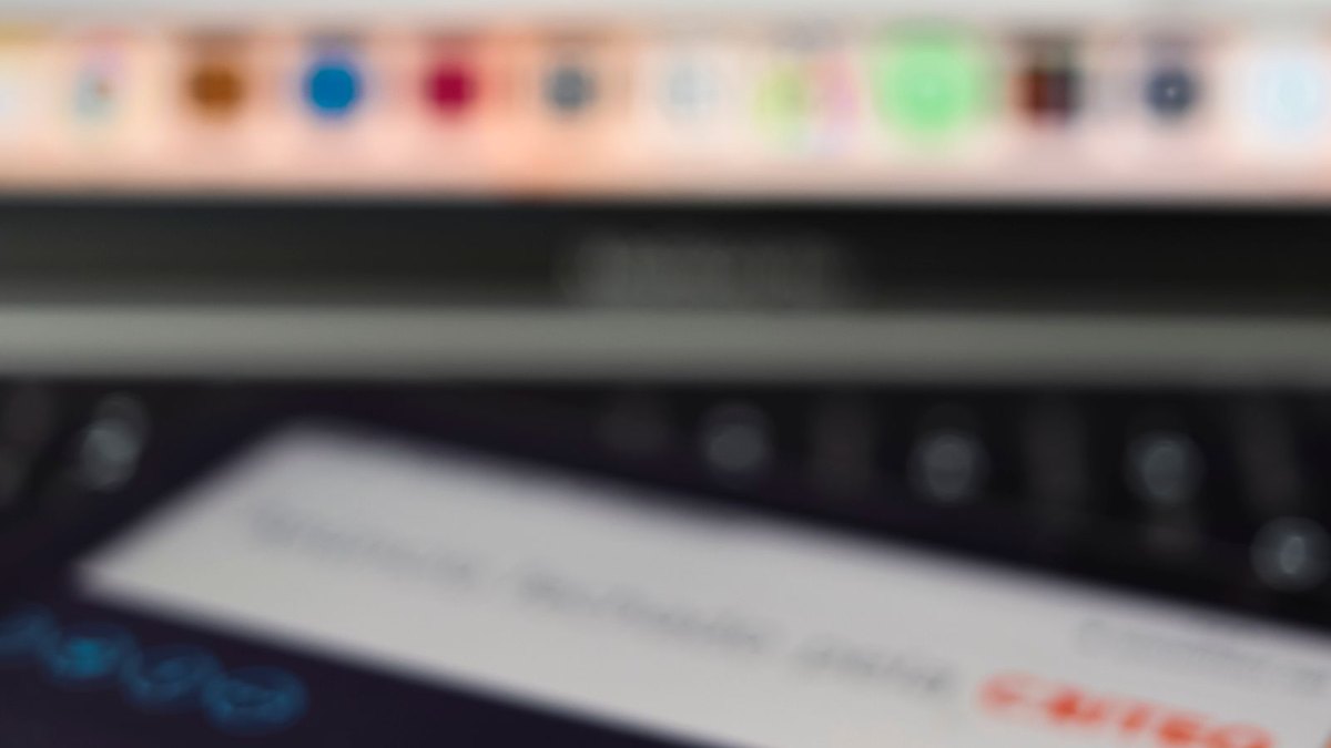 スマートフォンに表示されたインターネット速度テストの結果